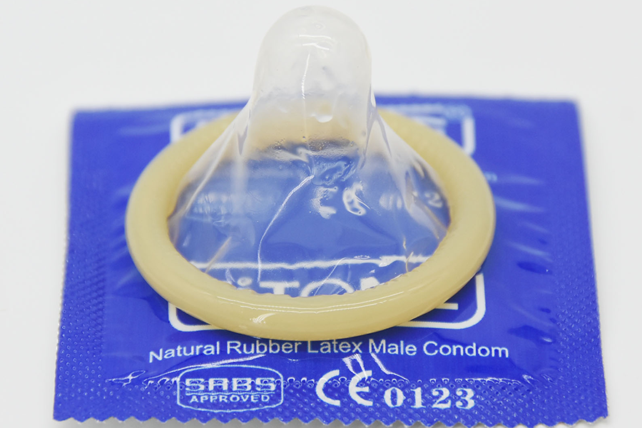 Preservativos ultrafinos FITONE 